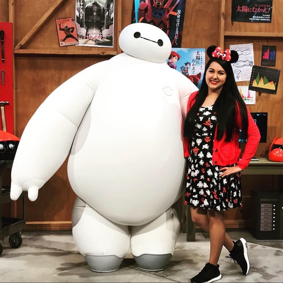 Meet your Posher, Mari - Picture 3 of 4